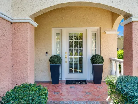 6302 Vista Verde Drive E St Petersburg FL 33707