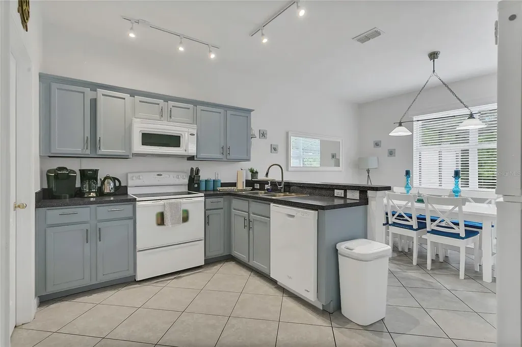 178 Hammock Court Davenport FL 33896