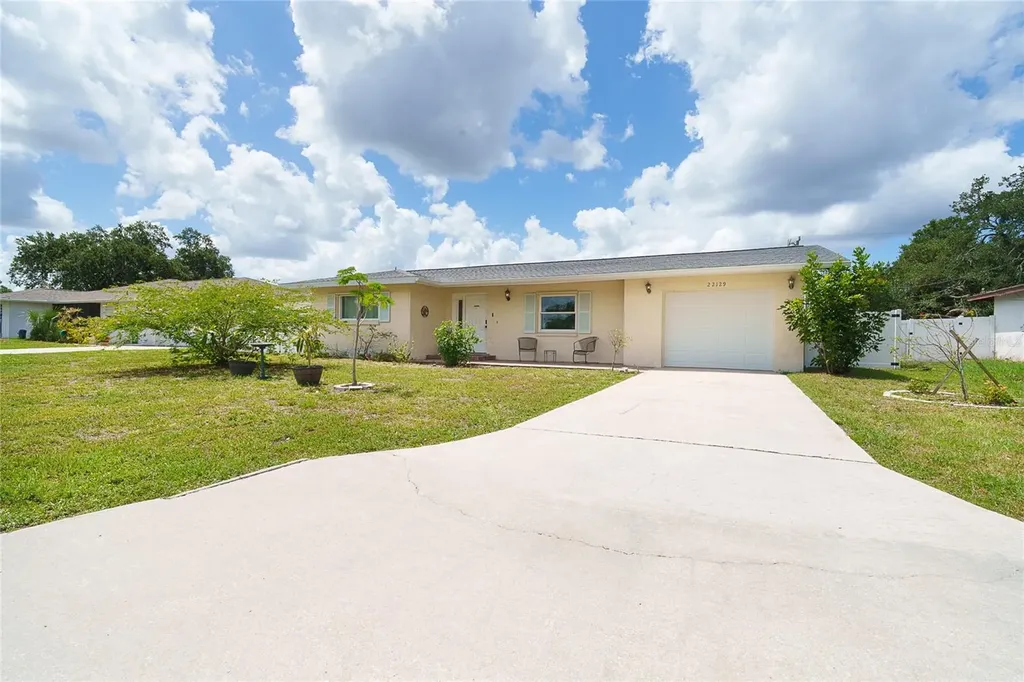 22129 Rochester Avenue Port Charlotte FL 33952