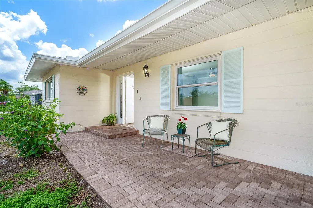 22129 Rochester Avenue Port Charlotte FL 33952