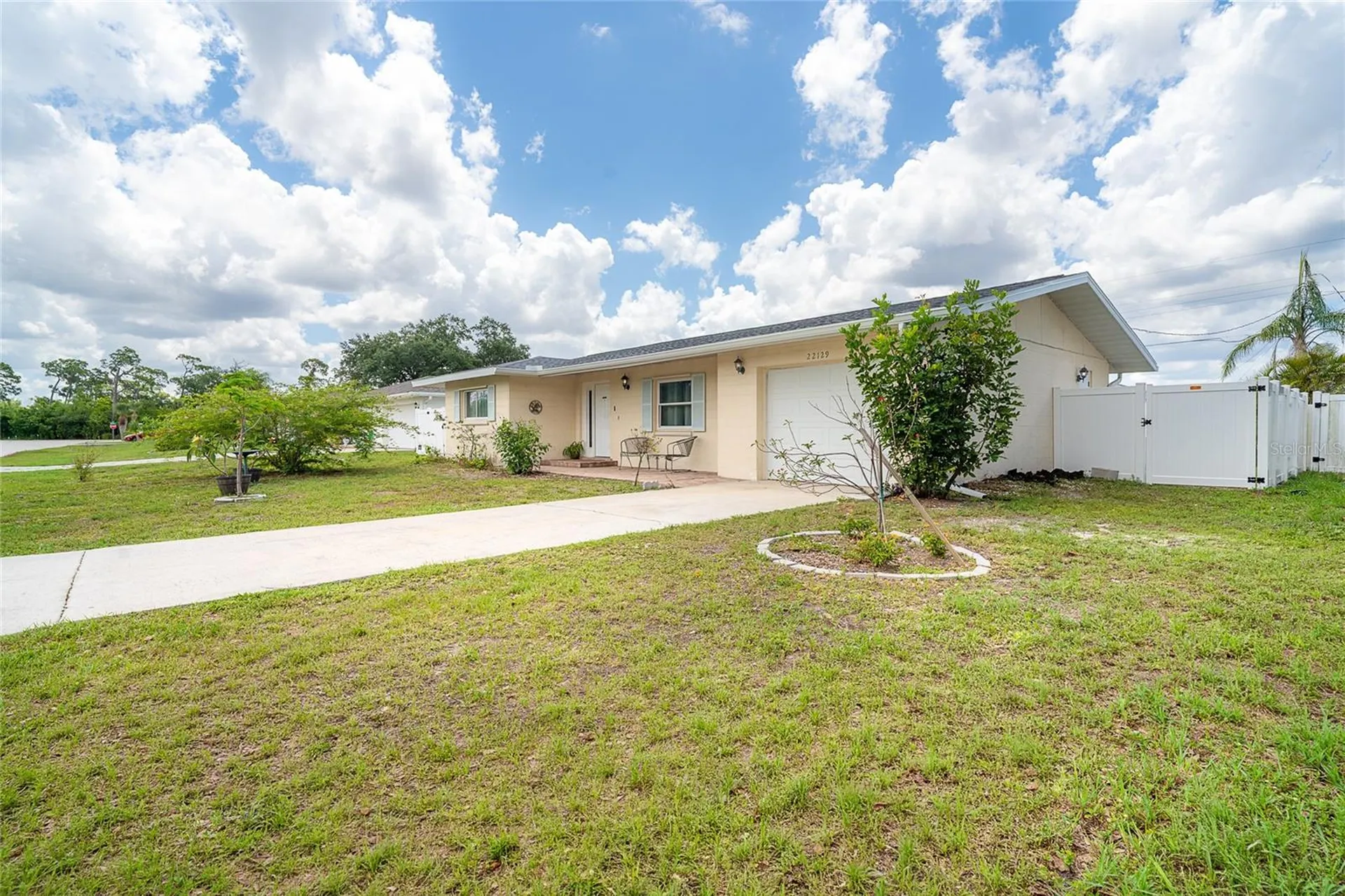 22129 Rochester Avenue Port Charlotte FL 33952