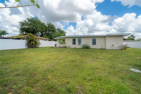 22129 Rochester Avenue Port Charlotte FL 33952