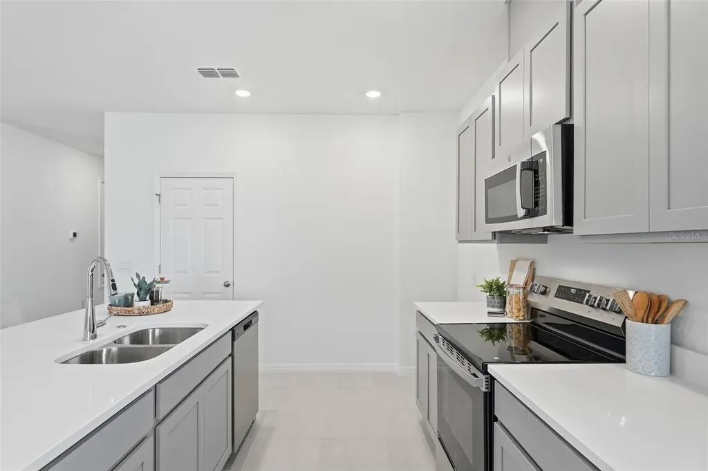 706 Ginger Drive Haines City FL 33844