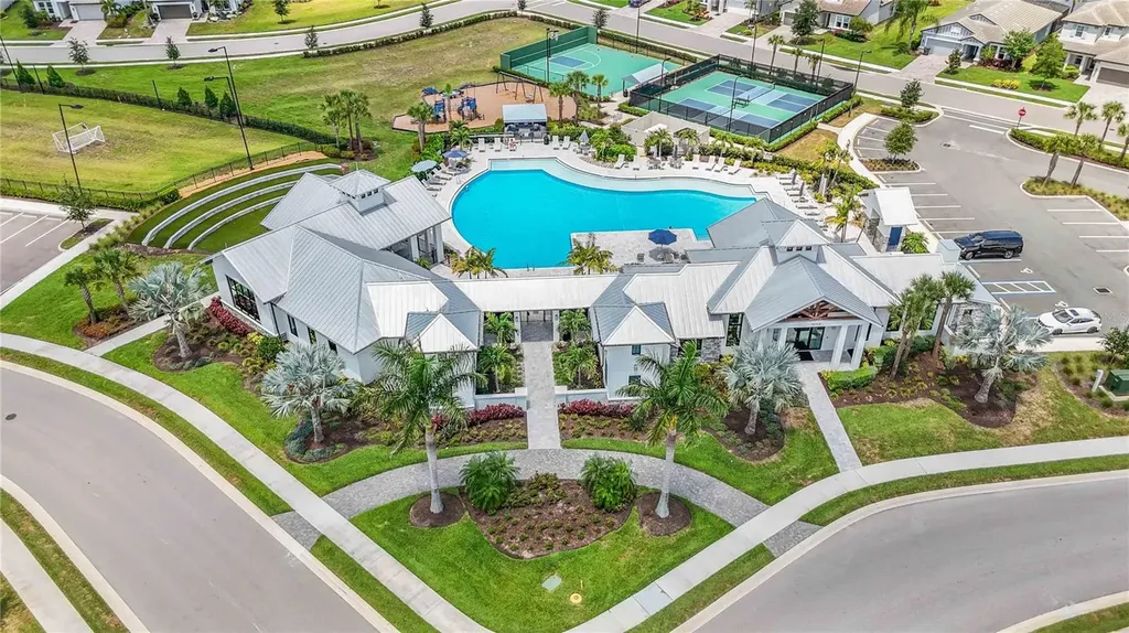 17506 Savory Mist Circle Bradenton FL 34211