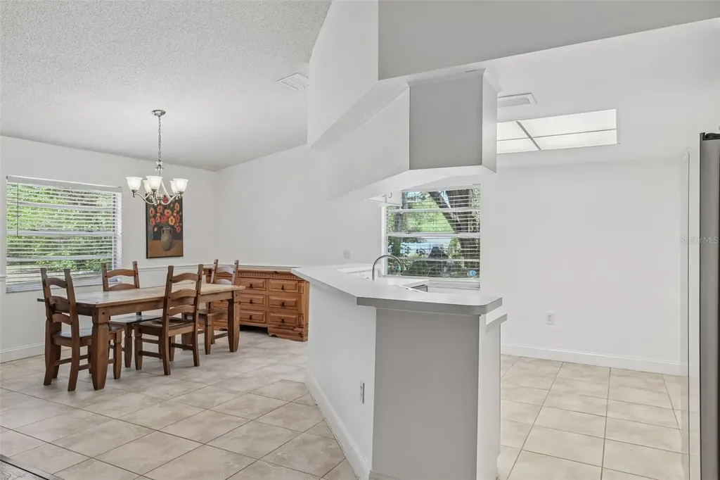 126 S Saint Cloud Avenue Valrico FL 33594