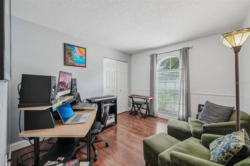 126 S Saint Cloud Avenue Valrico FL 33594
