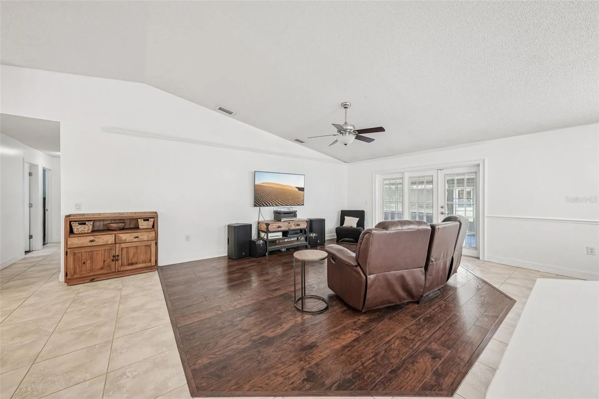 126 S Saint Cloud Avenue Valrico FL 33594