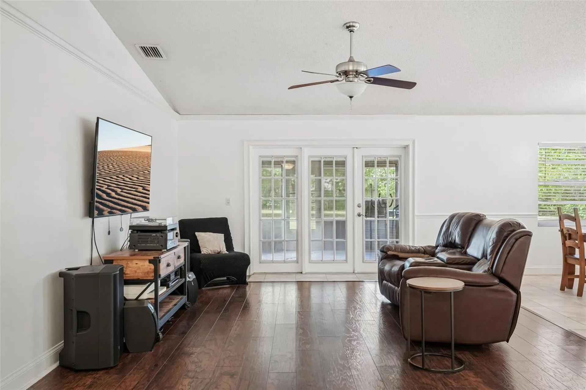 126 S Saint Cloud Avenue Valrico FL 33594