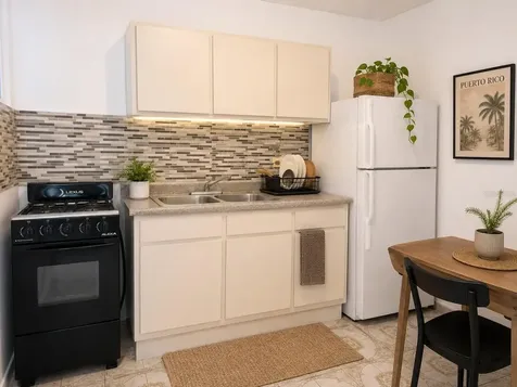 443 Calle Alcides Reyes Rio Piedras PR 00926
