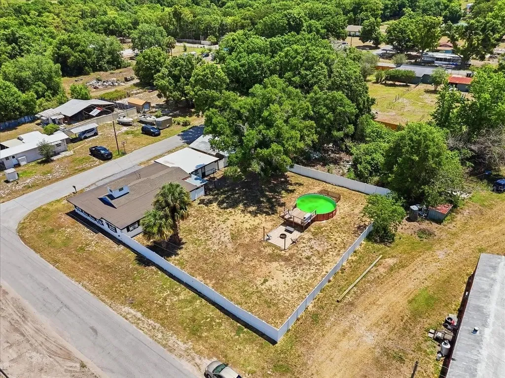 3437 Edward Street Lake Wales FL 33859