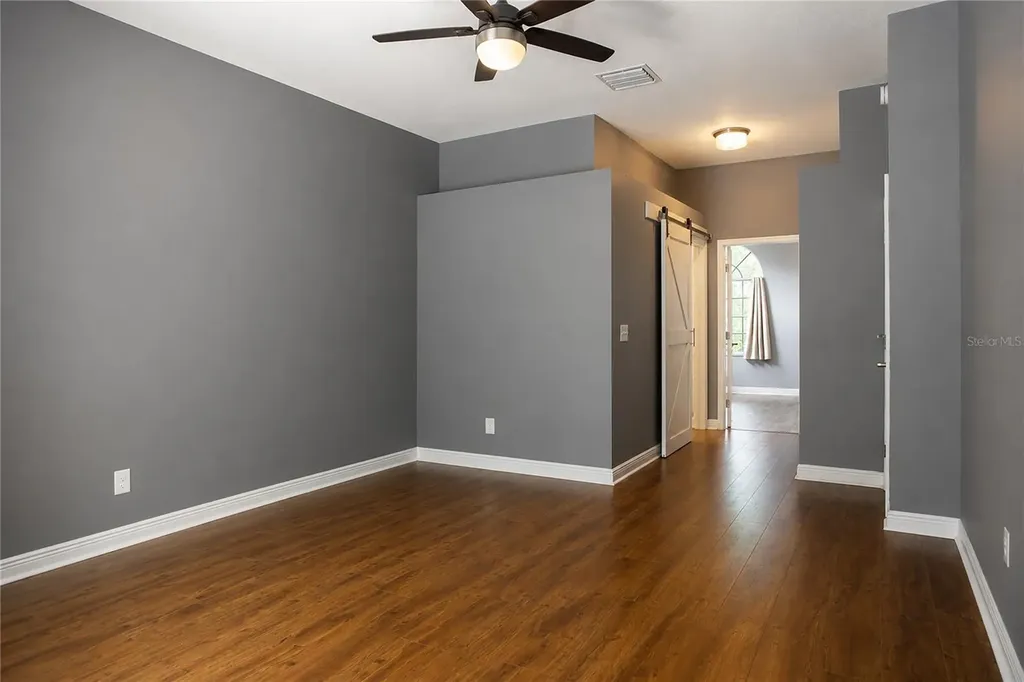 5622 Glencrest Boulevard Tampa FL 33625