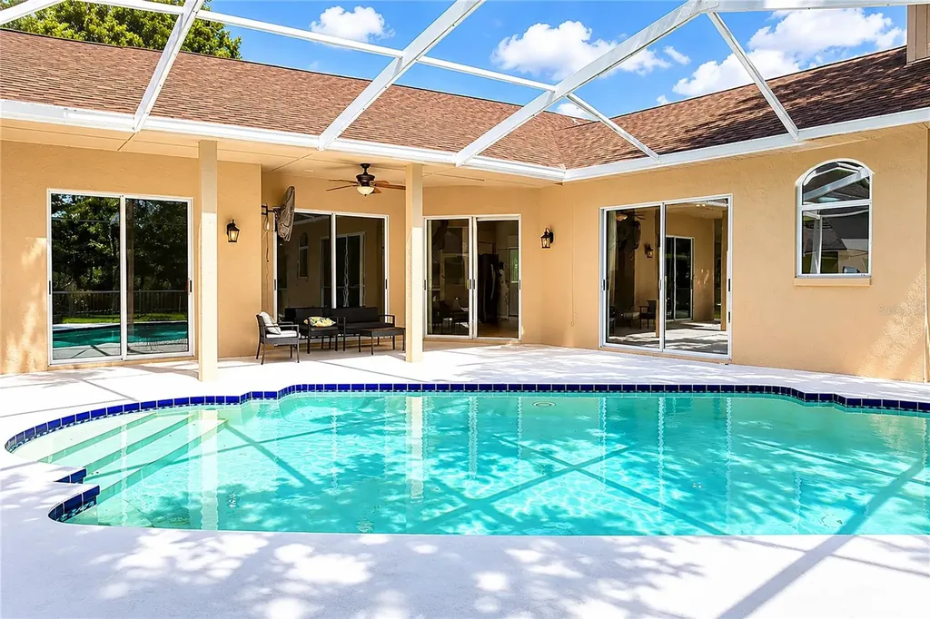 5622 Glencrest Boulevard Tampa FL 33625