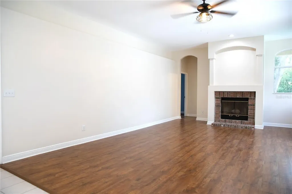 5622 Glencrest Boulevard Tampa FL 33625
