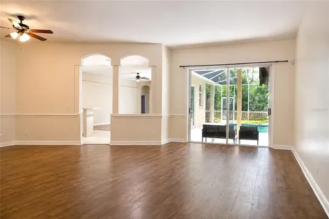 5622 Glencrest Boulevard Tampa FL 33625