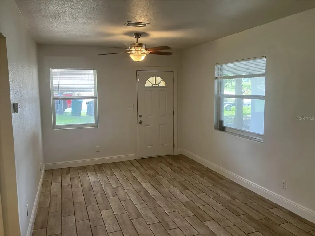315 S Seminole Avenue Inverness FL 34452