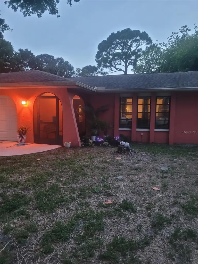 1007 22nd Avenue W Palmetto FL 34221