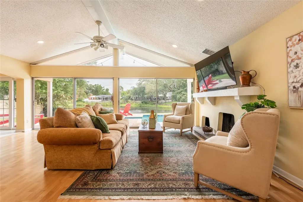 3605 Schefflera Road Tampa FL 33618