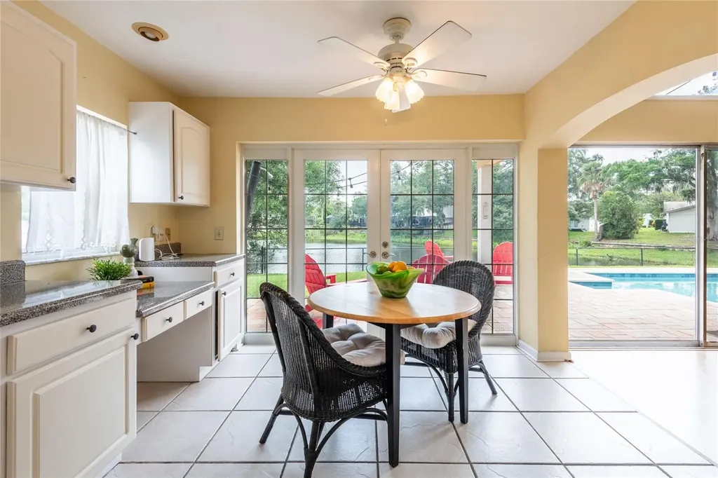 3605 Schefflera Road Tampa FL 33618