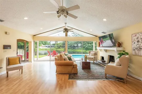 3605 Schefflera Road Tampa FL 33618
