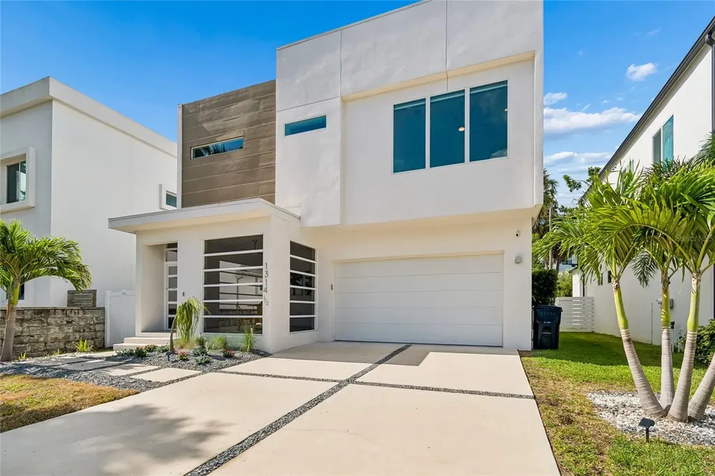 1314 1/2 W. Lemon Street Tampa FL 33606