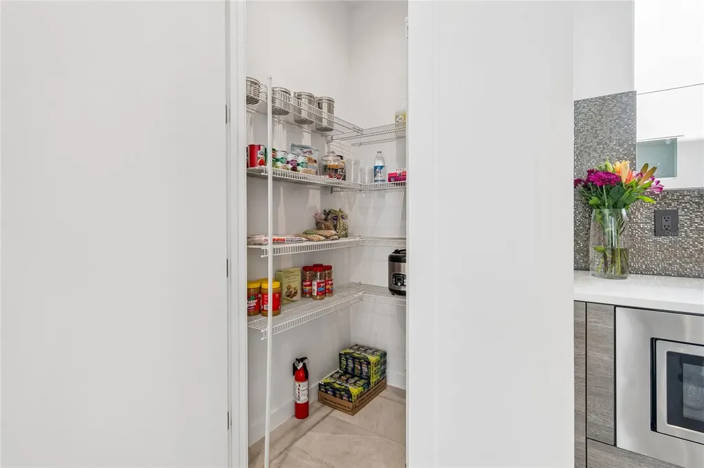1314 1/2 W. Lemon Street Tampa FL 33606