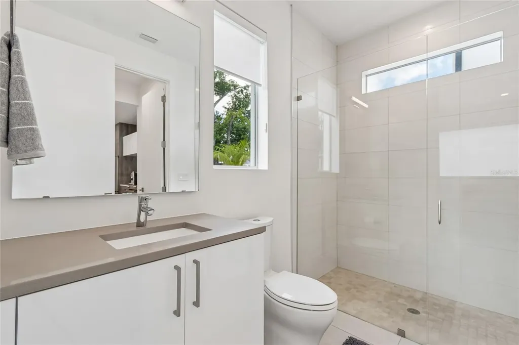 1314 1/2 W. Lemon Street Tampa FL 33606