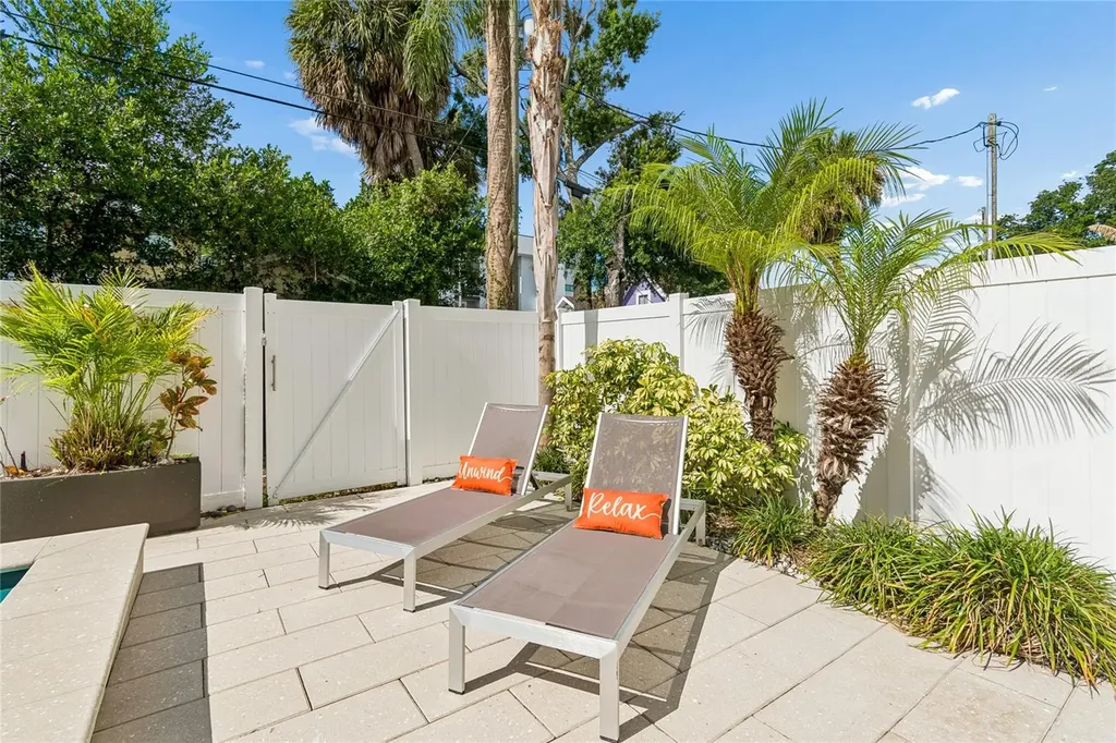 1314 1/2 W. Lemon Street Tampa FL 33606