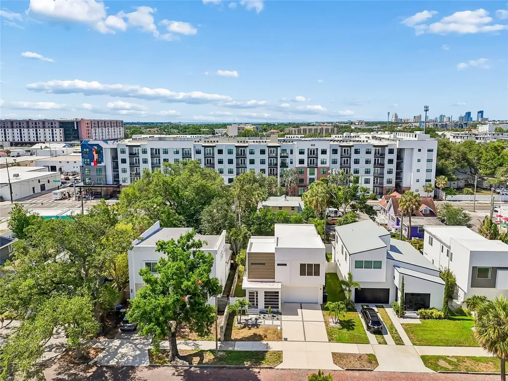 1314 1/2 W. Lemon Street Tampa FL 33606