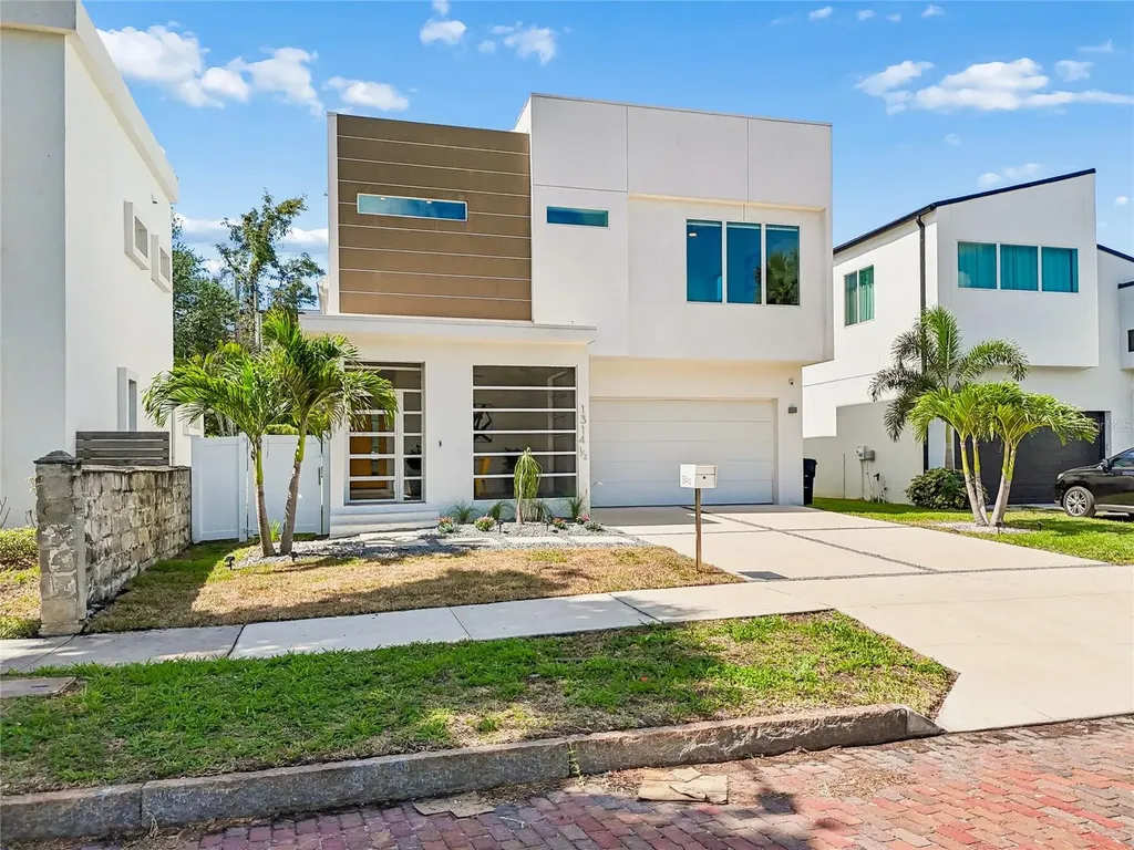 1314 1/2 W. Lemon Street Tampa FL 33606