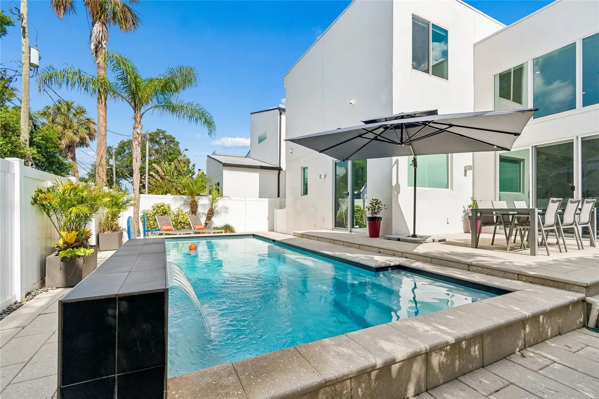 1314 1/2 W. Lemon Street Tampa FL 33606
