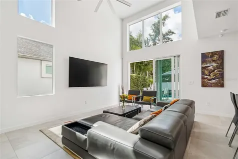 1314 1/2 W. Lemon Street Tampa FL 33606