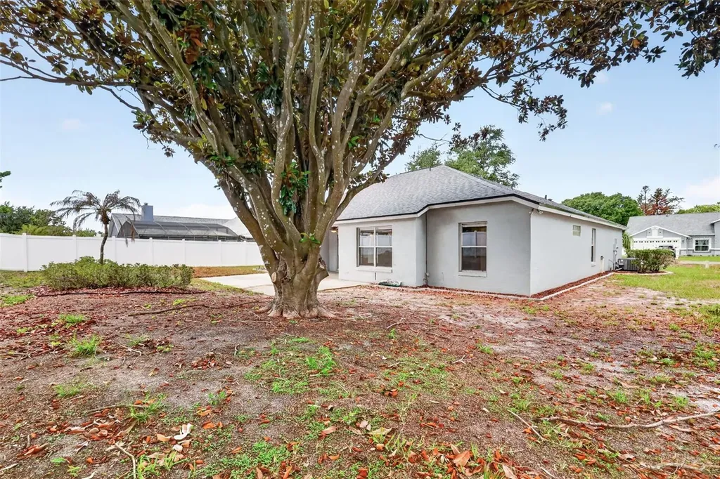 2615 Maywood Street Eustis FL 32726