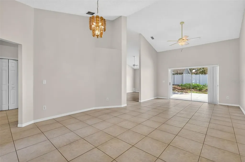 2615 Maywood Street Eustis FL 32726