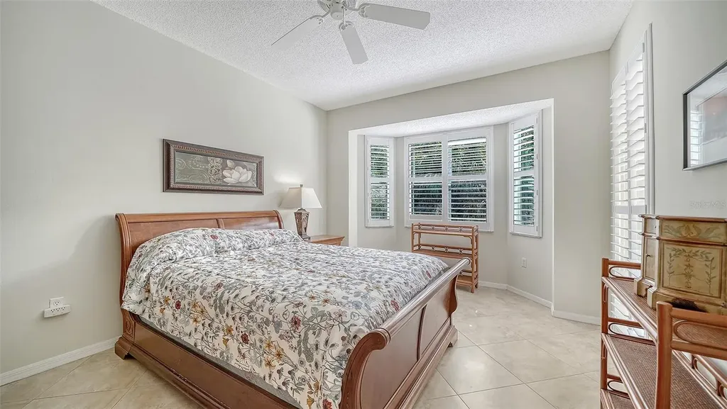 4655 Tower Hill Lane Sarasota FL 34238