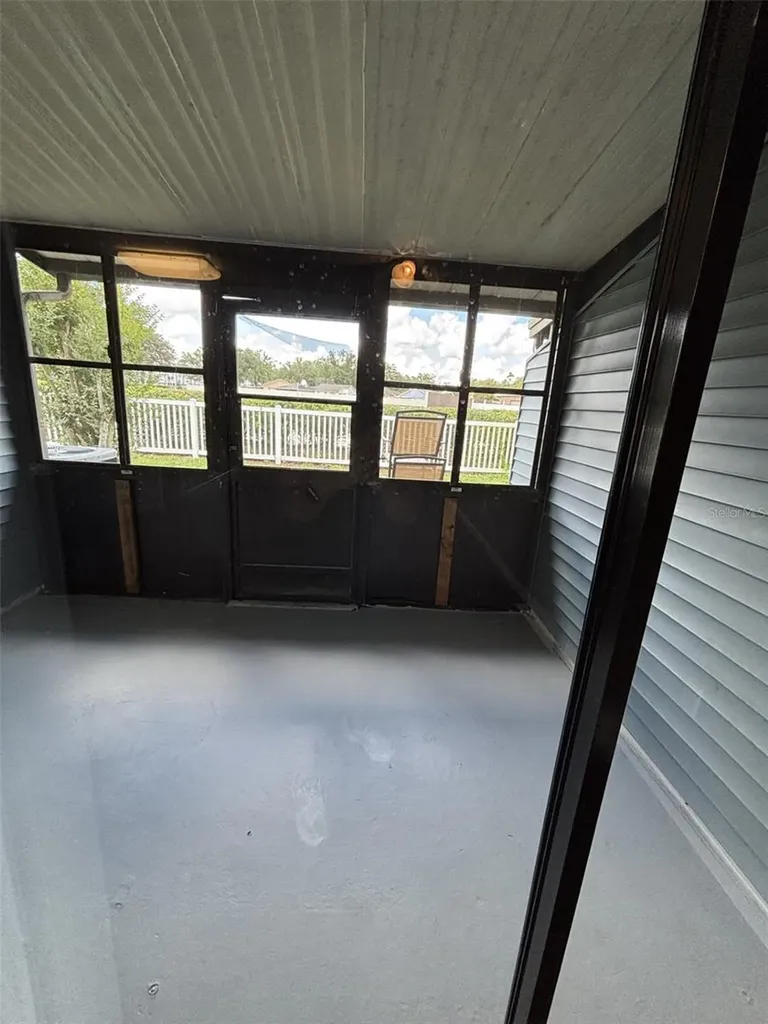 12710 Raeburn Way Tampa FL 33624