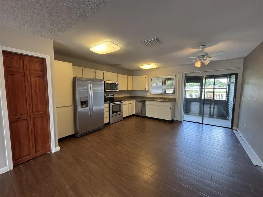 12710 Raeburn Way Tampa FL 33624