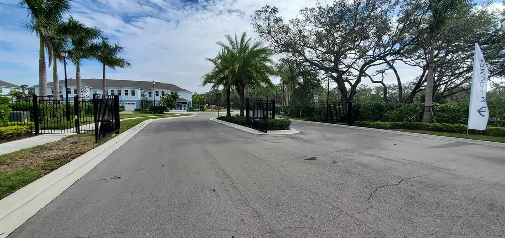 4012 Via Sienna Circle Sarasota FL 34243