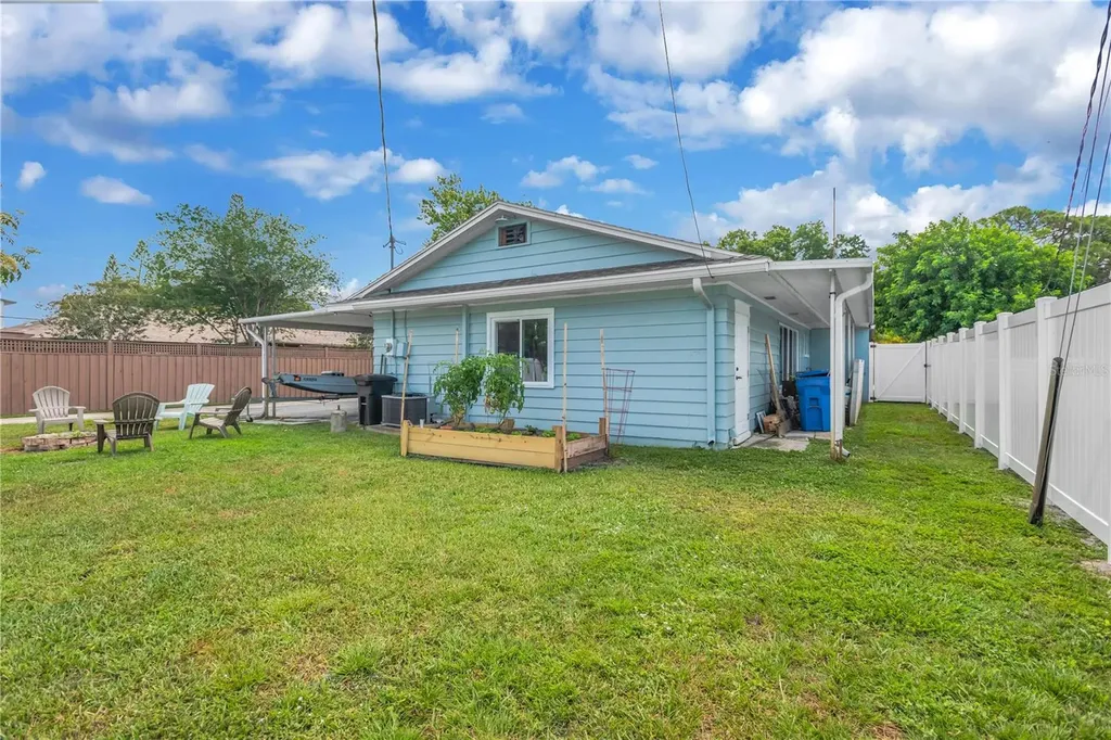 1306 30th Street W Bradenton FL 34205