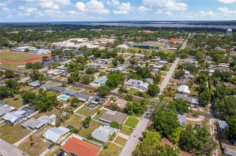 1306 30th Street W Bradenton FL 34205