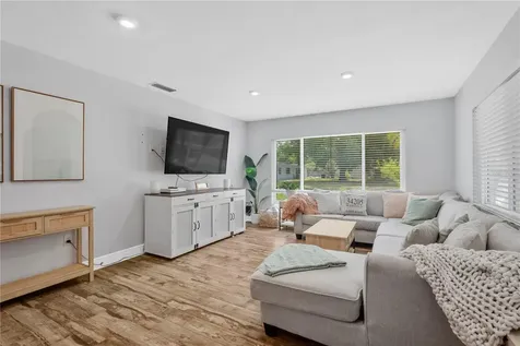 1306 30th Street W Bradenton FL 34205