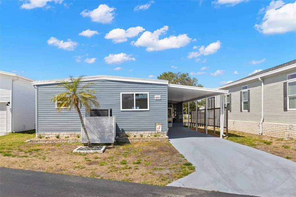 6852 Mount Quincy Drive NE St Petersburg FL 33702