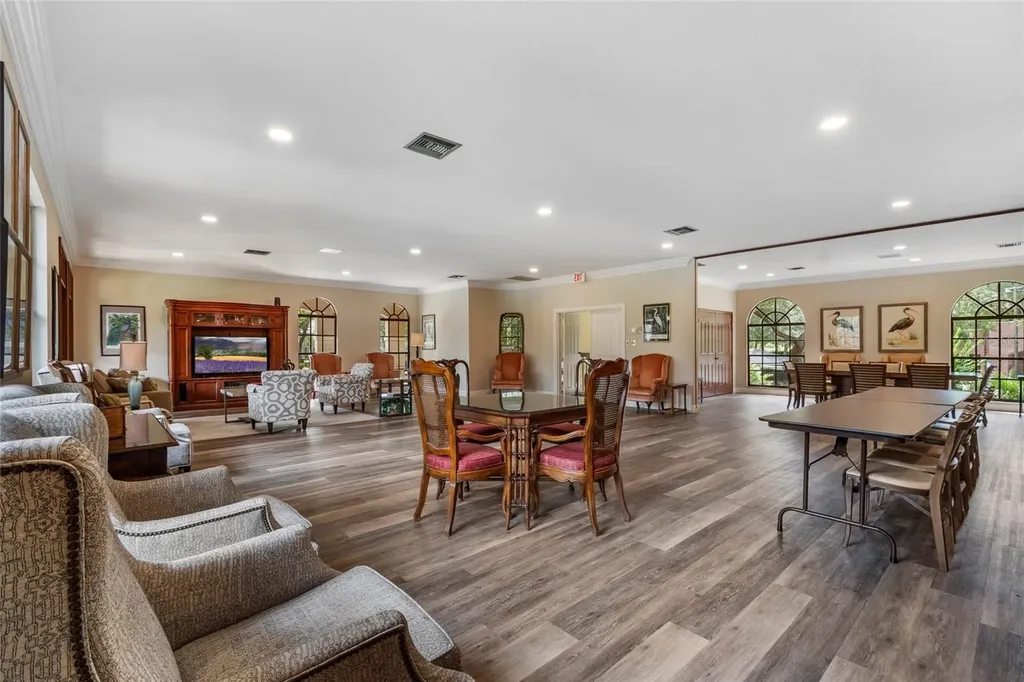 1055 Kensington Park Drive Altamonte Springs FL 32714