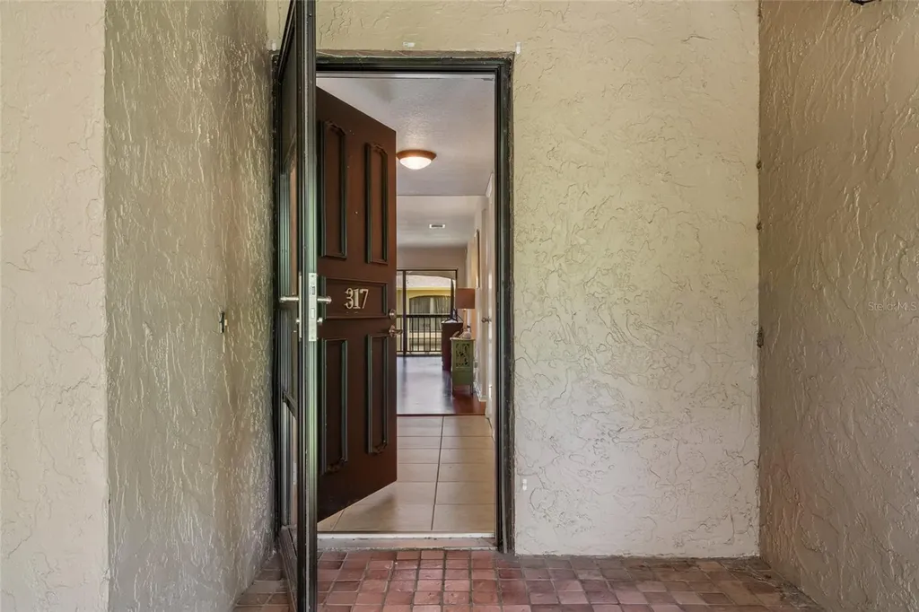 1055 Kensington Park Drive Altamonte Springs FL 32714