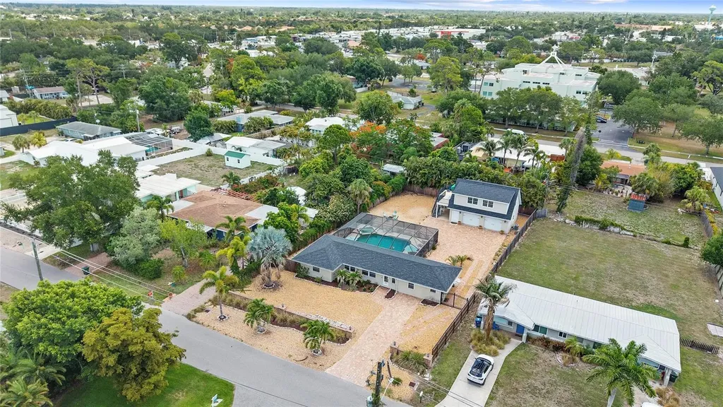 6139 Hollywood Boulevard Sarasota FL 34231