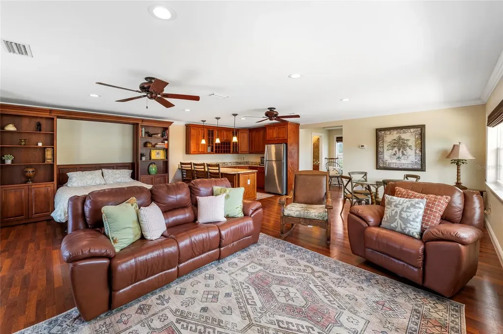 6139 Hollywood Boulevard Sarasota FL 34231