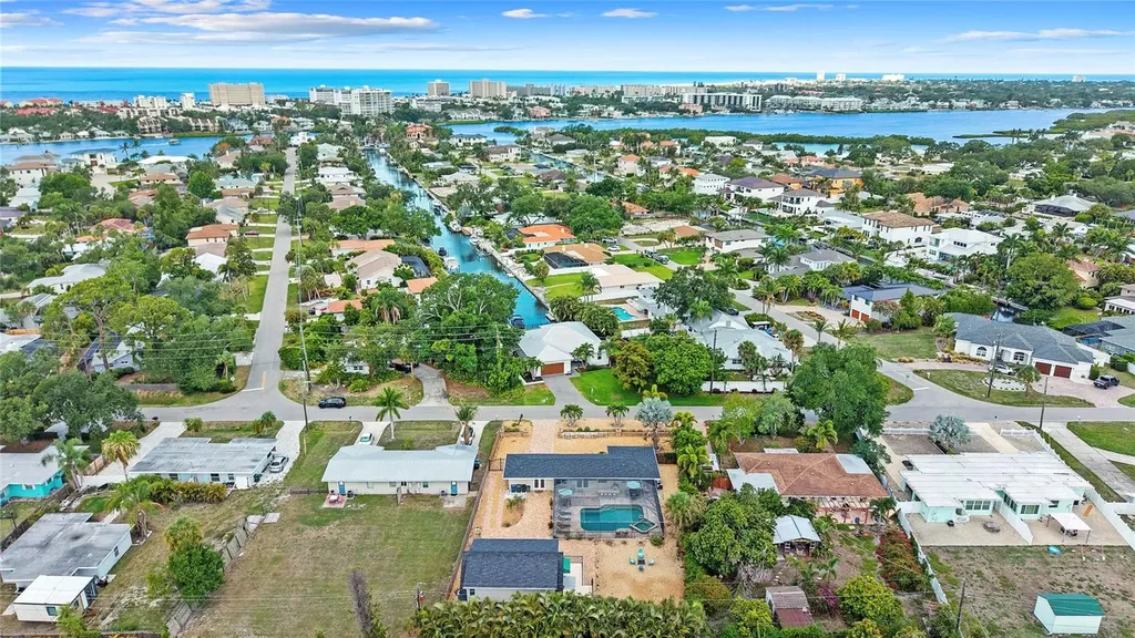 6139 Hollywood Boulevard Sarasota FL 34231