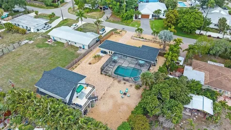 6139 Hollywood Boulevard Sarasota FL 34231