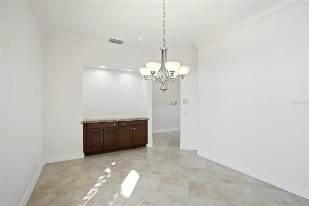 8417 Lone Eagle Way Sarasota FL 34241