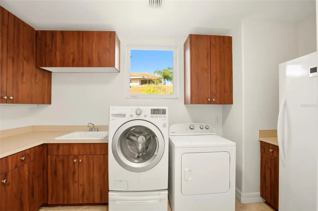 8417 Lone Eagle Way Sarasota FL 34241