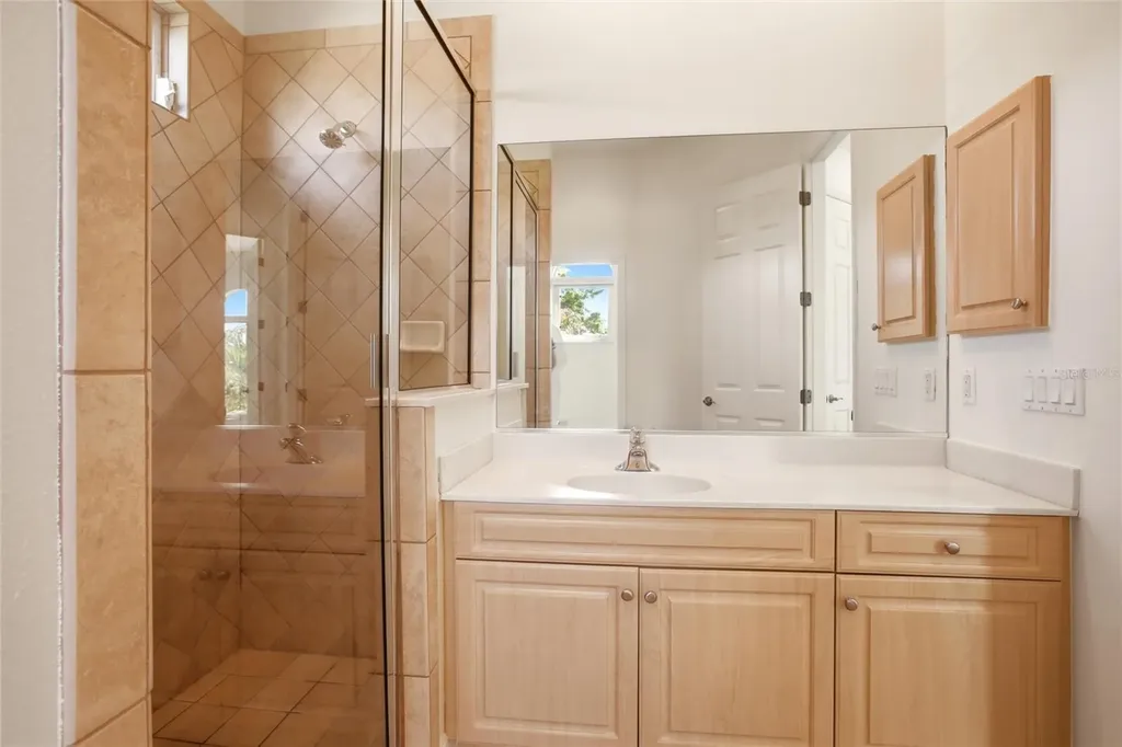 8417 Lone Eagle Way Sarasota FL 34241